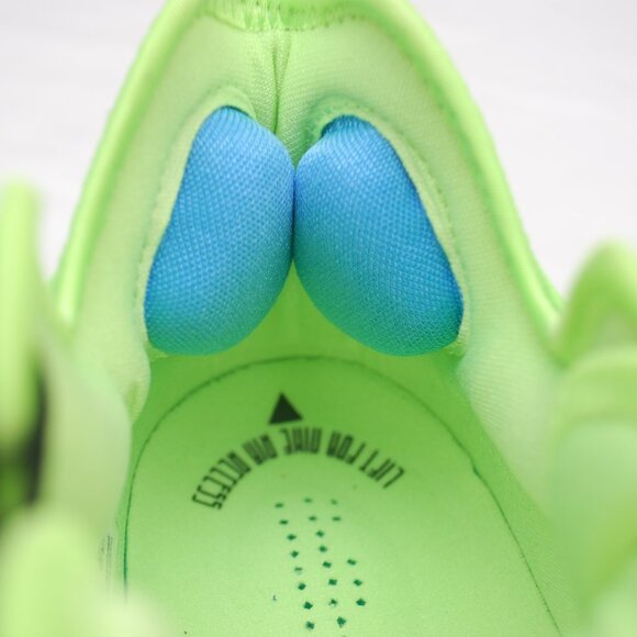 Nike Lebron XIX Low in Black/Ghost Green-Purple Pulse Brand New - Picture 9 of 11